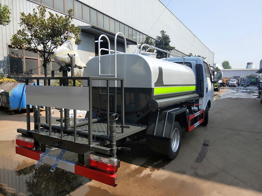 小型灑水車 小型灑水車