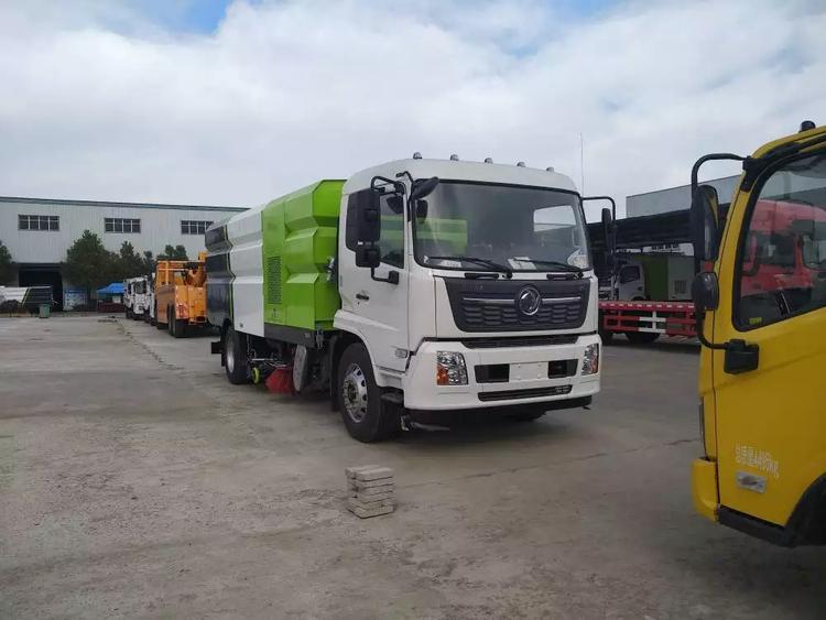 洗掃車(chē) 洗掃車(chē)