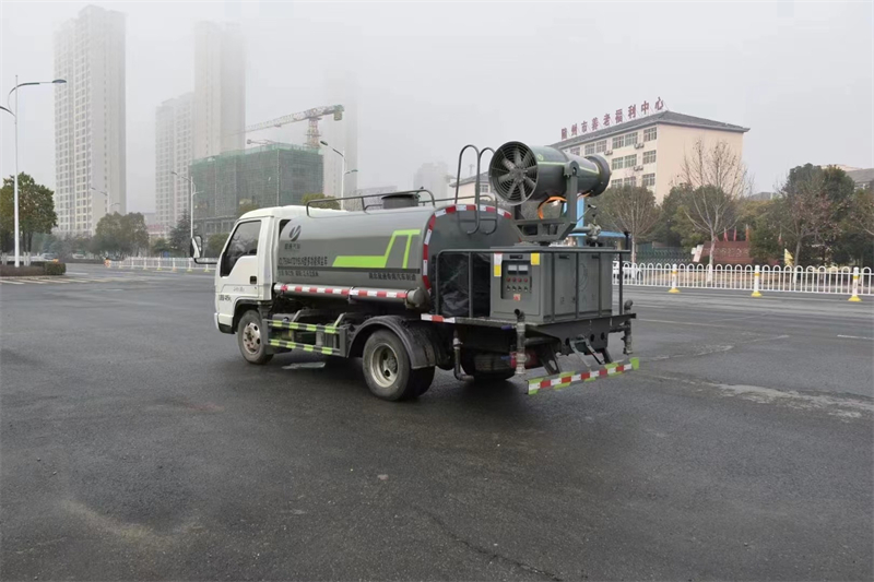 福田小卡3霧炮灑水車(chē) 福田小卡3霧炮灑水車(chē)
