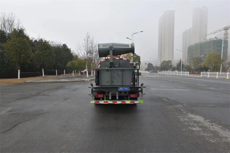 福田小卡3霧炮灑水車(chē) 福田小卡3霧炮灑水車(chē)