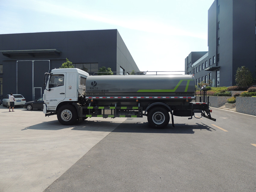 �|�L(f��ng)�A�� 12 ����ˮ܇�a(ch��n)Ʒ��B